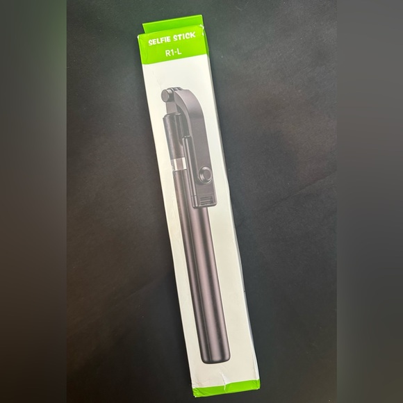 🎄🎁 Wireless Selfie Stick NIB - Picture 4 of 7
